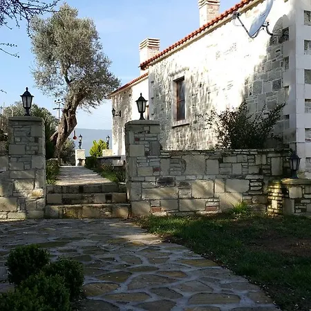 Hellenika & Restoran * Yenifoca
