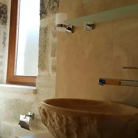 Hotel Hellenika & Restoran Yenifoca