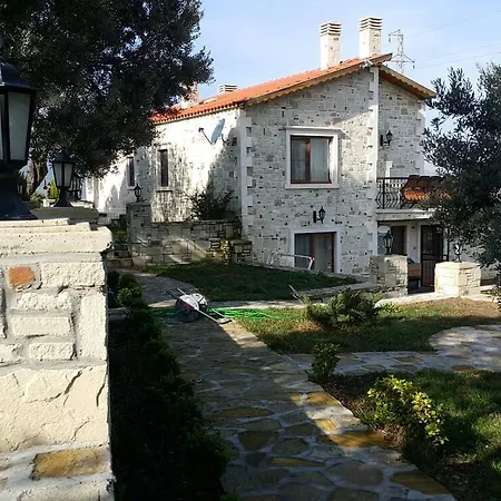 Hellenika & Restoran Yenifoca