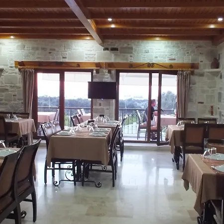 Hellenika & Restoran Hotel